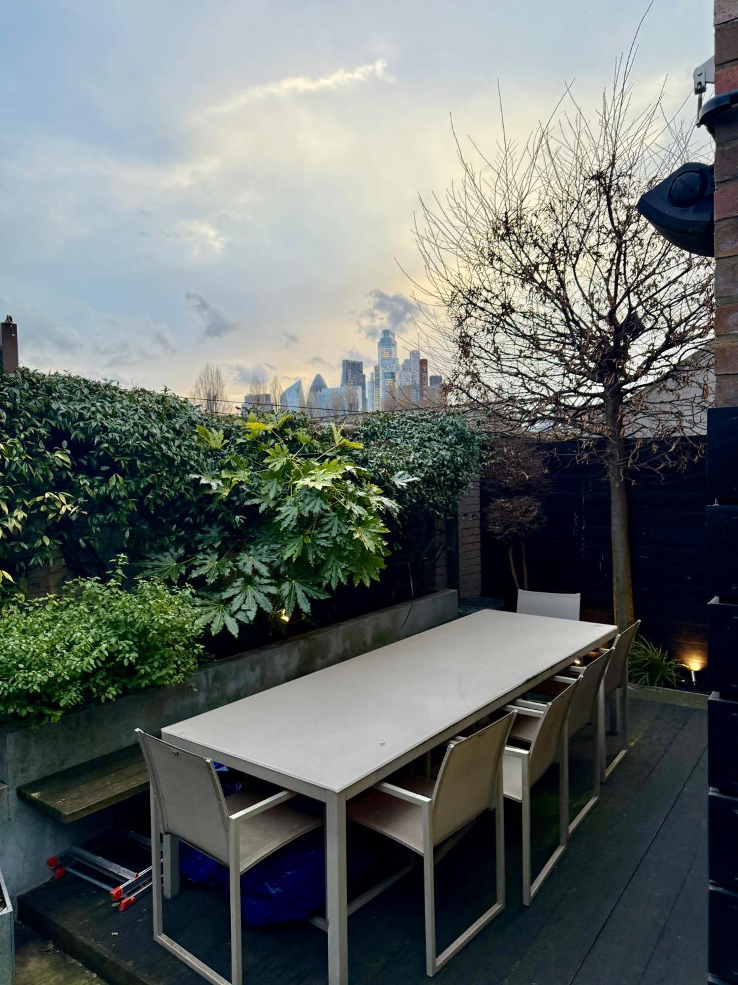Unique Luxury 3br In The Heart Of London, Moments Away From The Vibrant Brick Lane, Shoreditch And Liverpool Street *
